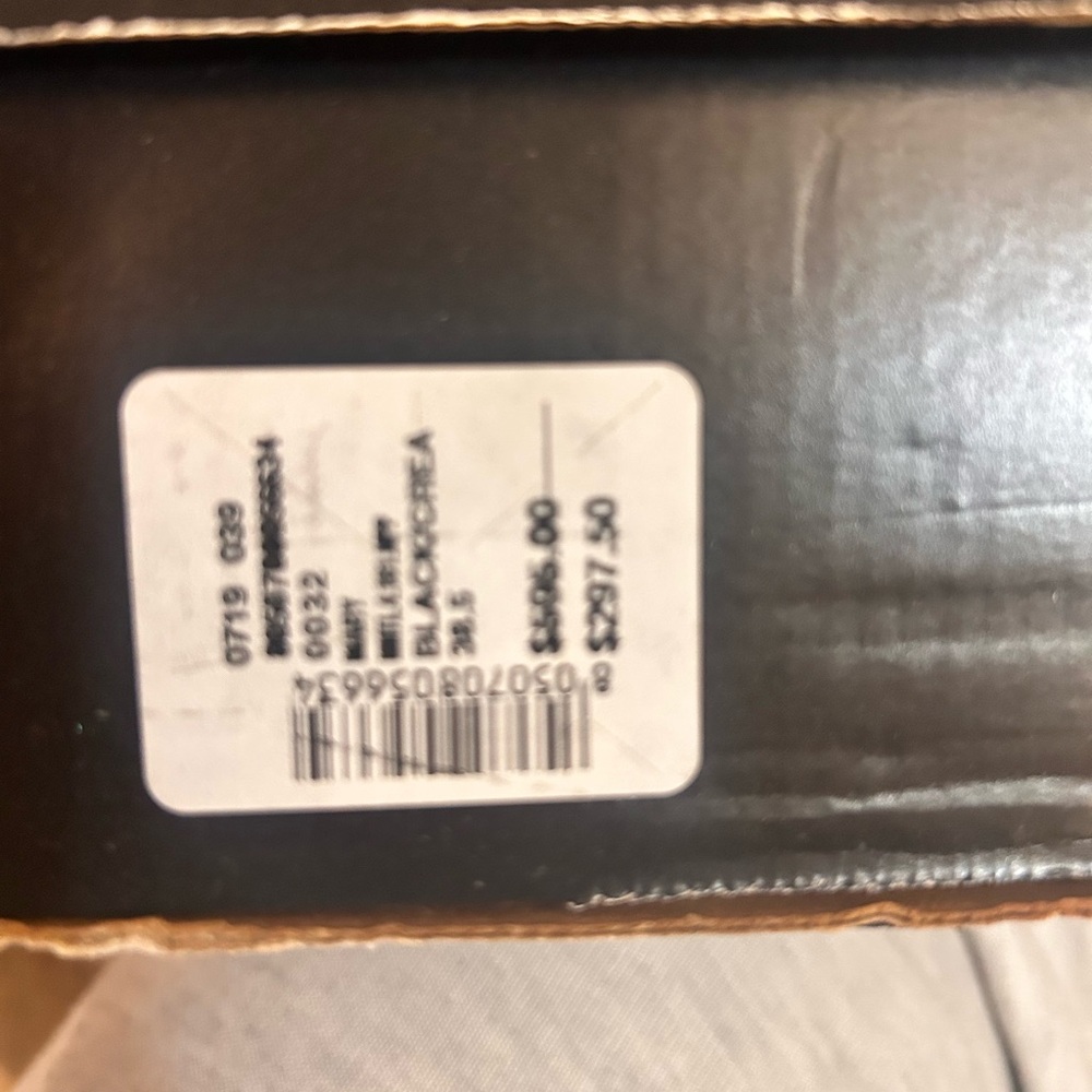 Black Box with Label